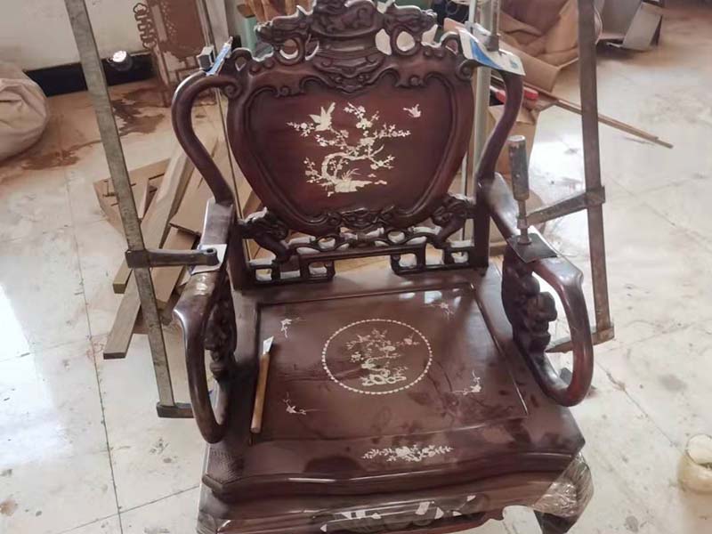 双清老旧红木家具翻新方法